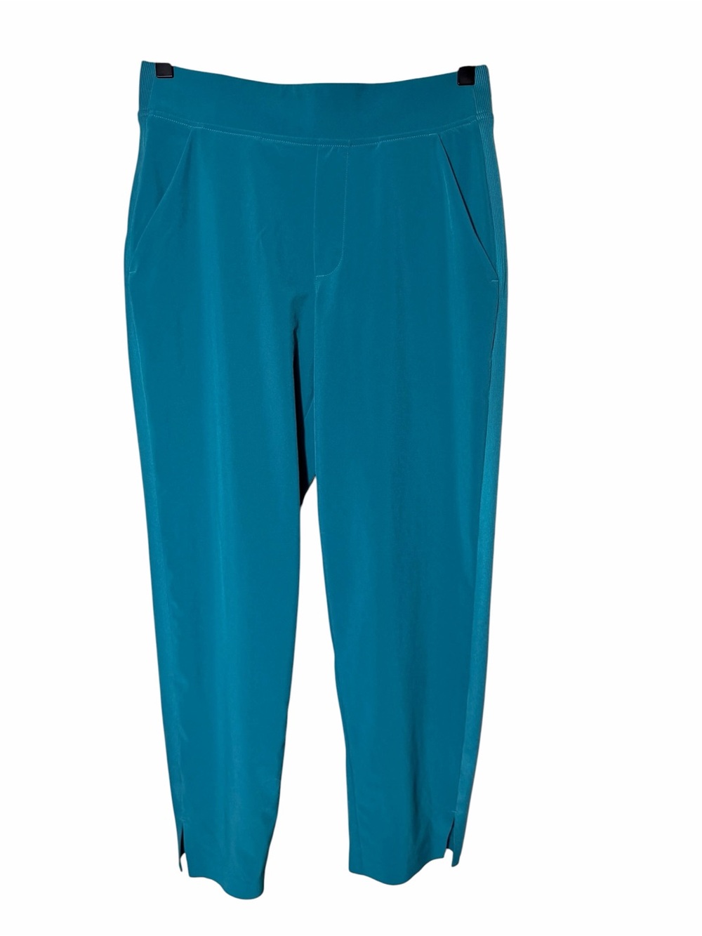 Athleta Green Ankle-Length Pull-On Pants